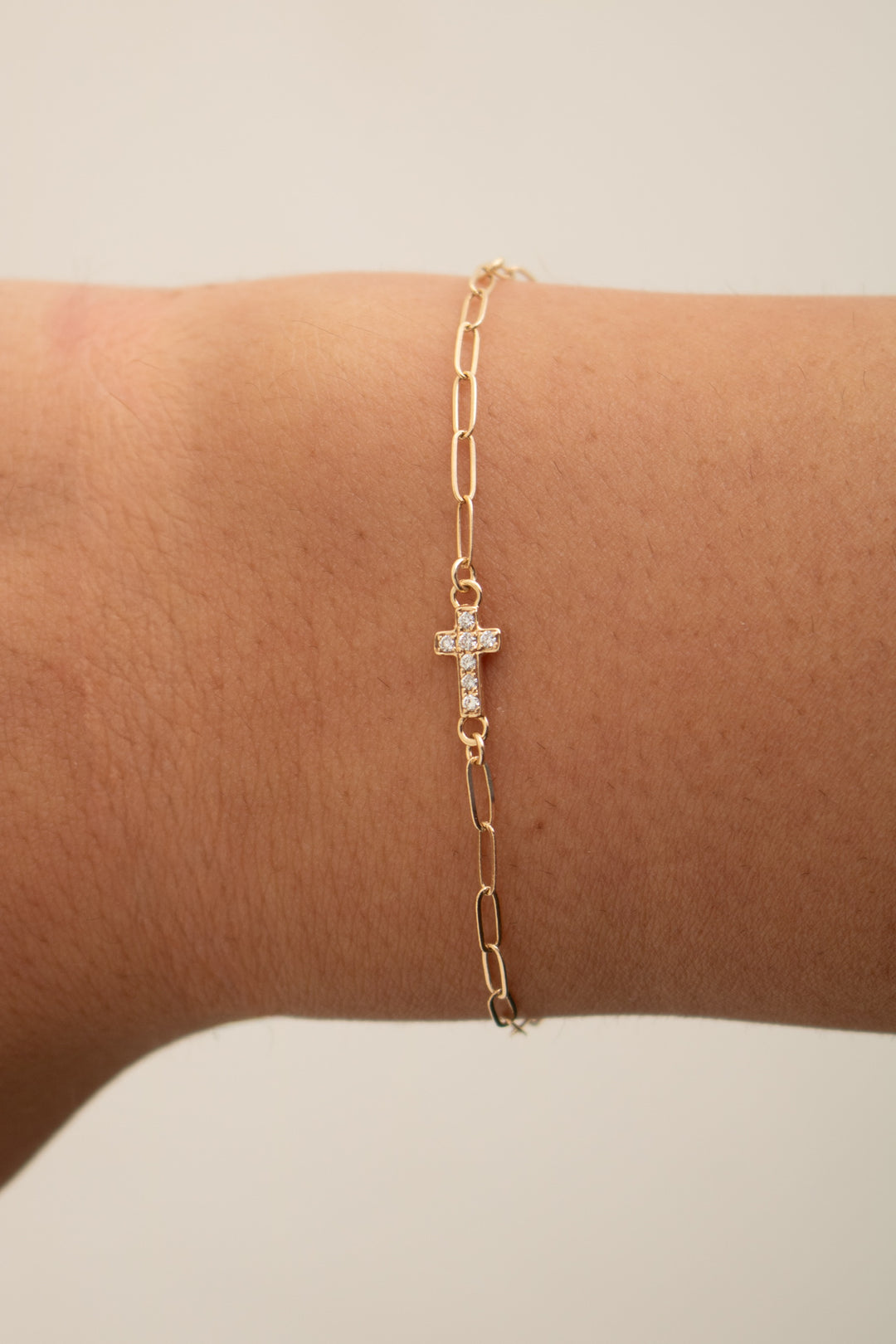 Diamond Cross Connector